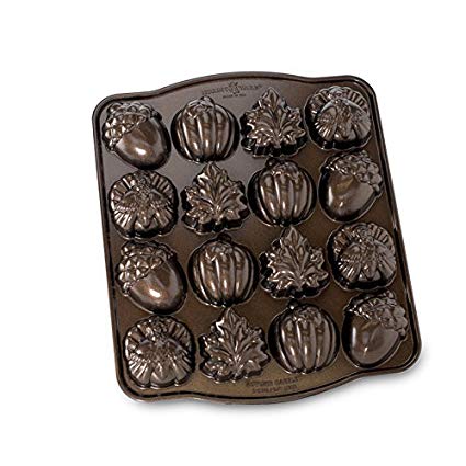 Nordic Ware Seasonal Collection Autumn Cakelette Pan