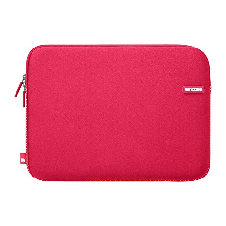 Incase Neoprene Sleeve for MacBook Pro (CL60080)