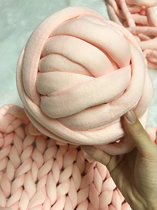 Super Chunky Vegan Yarn, Acrylic Bulky Thick Roving Washable Softee Chunky Jumbo Yarn for Arm Knitting DIY Kit Handmade Blankets Rugs Making (Pink, 60m)