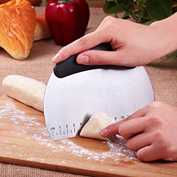 LOYMR Stainless Steel Pastry Scraper / Cutter / Chopper，Multipurpose Scraper with Measuring Scale and Conversion