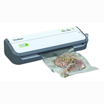 FoodSaver FM2010 Vacuum Sealing System with Handheld Fresh Sealer