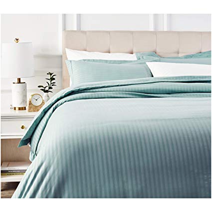 AmazonBasics Deluxe Microfiber Duvet Cover Set - Full/Queen, Spa Blue