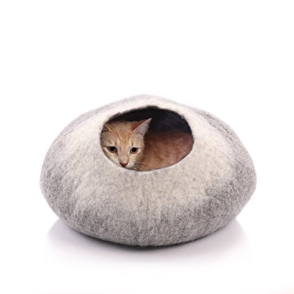 Kittycentric Cozy Cat Cave Bed - Handmade 100% Wool (Dark Grey/Cream)