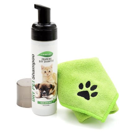 Waterless No-Rinse Dry Foaming Mousse Shampoo For All Furry Pets Dogs Cats Ferrets And Rabbits Great For Deodorizing And Cleaning Of All Coat Types And Removing Odors Comes With A Shammy