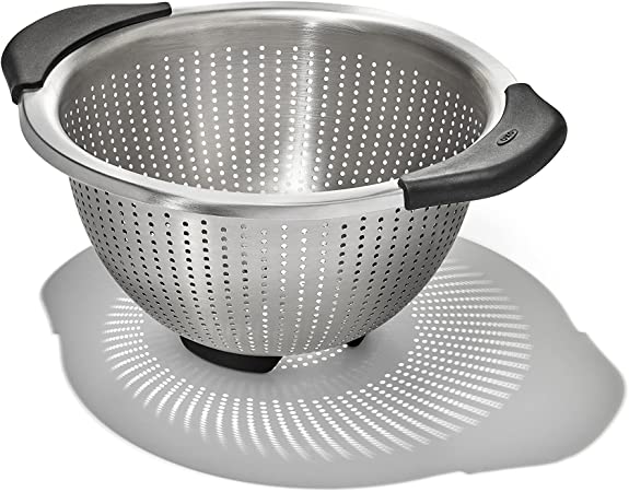 OXO Good Grips Stainless Steel 3 qt./ 2.8L Colander