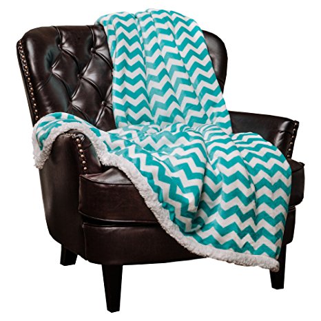 Chanasya Super Soft Ultra Plush Cozy Fluffy Warm Chevron Print Modern Contemperary Design Velvet Fleece Front and Fuzzy Sherpa Back Throw Blanket - Teal and White 60X70 Inches