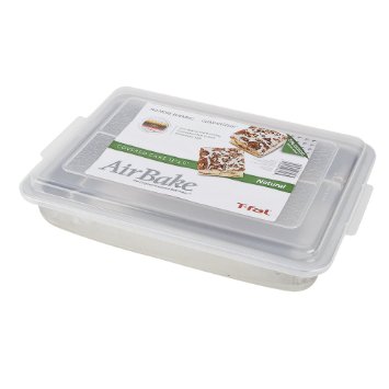 AirBake Natural Cake Pan with Cover 13 x 9 in