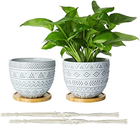 POTEY Geometrical Ceramic Planter - 5 Inch Decorative Hanging Plant Pot with Draiage Hole and Bamboo Saucer Set of 2 - Greyish White 212523