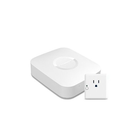 Samsung SmartThings Hub and Outlet Bundle Compatible with Amazon Echo