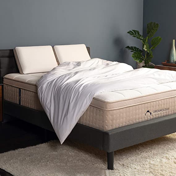 Dream Cloud Twin Mattress - Luxury Hybrid Mattress with 6 Premium Layers - CertiPUR-US Certified - 180 Night Home Trial