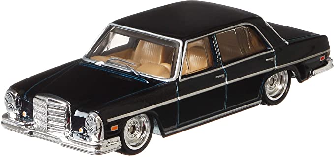 Hot Wheels '72 Mercedes Benz 280 Vehicle