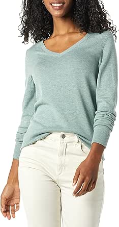 Amazon Essentials Women's Classic-Fit Lightweight Long-Sleeve V-Neck Sweater (Available in Plus Size)