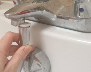 Best way to attach a Shower Hose to a Round Mixer Tap (fits most bath mixers but also some basin and kitchen taps too). Measures 28mm Male and 24mm Male. No more nasty rubber push on hoses! INCLUDES: x1 METAL Hose Connector (screws into your shower hose, then slides onto the tap aerator) & x1 Tap Aerator (with special casing to house the hose connector) N.B: Does NOT include a shower Hose or shower head - search Every Drop Is Precious for our hoses and heads