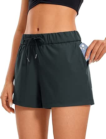 CRZ YOGA Damen Running Sporthose Laufshorts Relaxed Fit Mittelhohe Shorts mit Tasche - 6cm