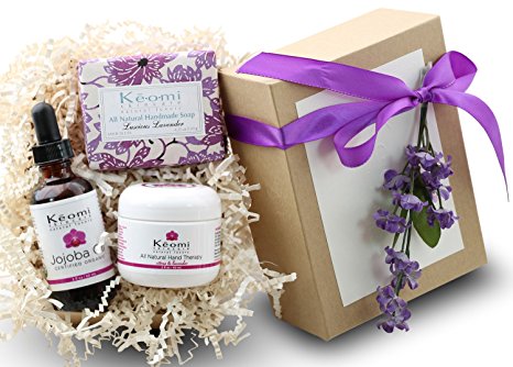 LAVENDER & ROSE ORGANIC BATH & BODY GIFT SET - THE PERFECT MOTHER'S DAY GIFT!! - Pamper Her w/ All Natural Luxury! - Scented w/ Pure Essential Oils -Beautifully Packaged and Ready to Give