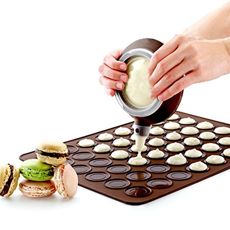 Macaron Making Set- 48 Capacity Macaron Silicone Baking Mat Mould Mode and Decorating Pen Icing Tips with 4 Nozzles (brown)