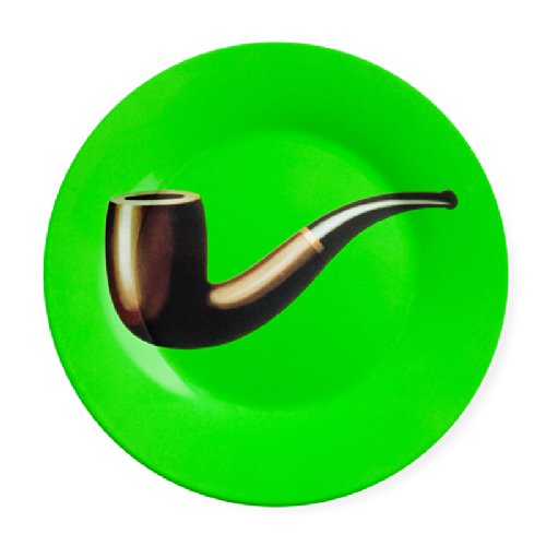 Single Green Pipe Plate 'The Treachery of Images' from MoMA Magritte Plate Collection