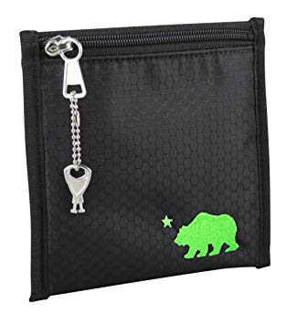 Cali Crusher 100% Smell Proof Pouch w/Locking Key (6in x 6in) (Black/Green)