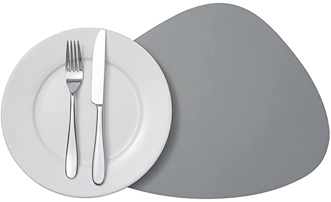 Egg-Shaped Gray Vinyl Placemat - Embossed - 16" x 12" - 6 count box - Restaurantware