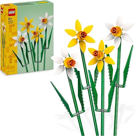 LEGO Creator Daffodils, Artificial Flowers Set for Kids, Build and Display This Bouquet at Home as Bedroom or Desk Decoration, Mother's Day Present, Gifts for Girls, Boys, Teenagers and Fans 40747