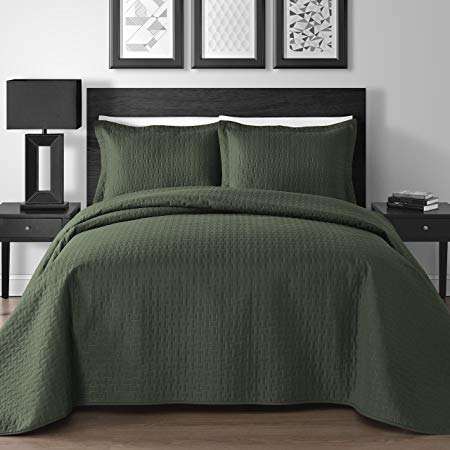 Extra Lightweight 3 Piece King & Queen Home Thermosonic Embossed Frame Coverlet Bedspread Set (Full/Queen, Sage)