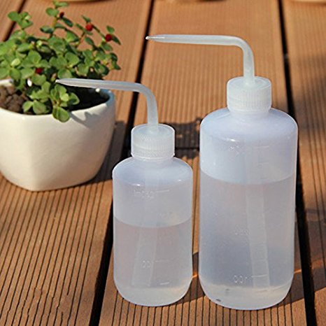 Mkono 2 Pack Plant Flower Succulent Watering Bottle Plastic Bend Mouth Watering Cans Squeeze Bottle--250ML and 500ML