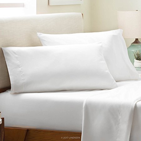 LinenSpa Brushed Microfiber Ultra Soft, Wrinkle Resistant, Queen Pillowcases, Set of 2, White