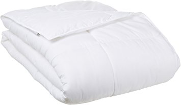 AmazonBasics Down Alternative Comforter, King