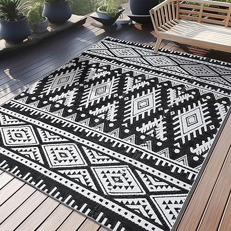 OLANLY Outdoor Rug Waterproof 5x8 ft, Reversible Outdoor Plastic Straw Rug, Boho Patio Rug, Indoor Outdoor Carpet, RV Mat Outside for Patio, Camp, Picnic, Balcony, Deck, Backyard, Black & White