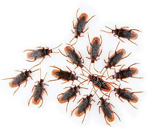 100 Pieces Fake Roach Prank Novelty Cockroach Bugs Look Real