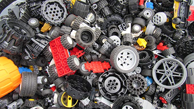 2 Pounds of Lego Wheels (Includes Hundreds of Pieces!)