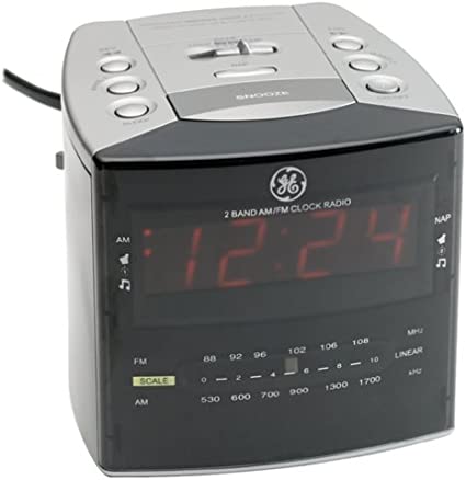 GE 74808 Dual Alarm Clock Radio (Discontinued by Manufacturer)