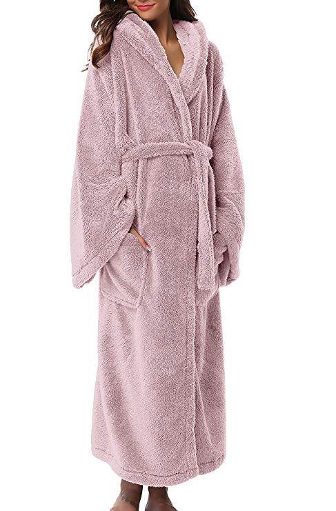 1stmall Fleece Robe Long Hooded Bathrobe for Womens with Soft Velvet Bathrobe