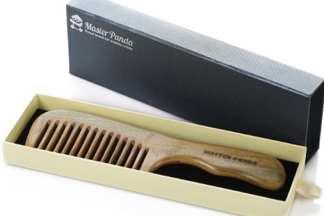 Master Panda Handmade Natural Green Sandalwood Anti-static Hair Comb with Natural Wood Aromatic Scent for for Detangling Curly Hair and Gift MP1902