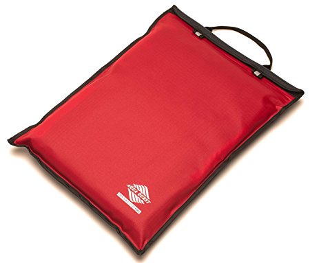 Aqua Quest Storm Laptop Case - 100% Waterproof - 13", 15" or 17" - Black or Red