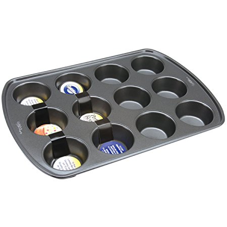 Wilton 2105-6789 Perfect Results Nonstick 12-Cup Muffin Pan