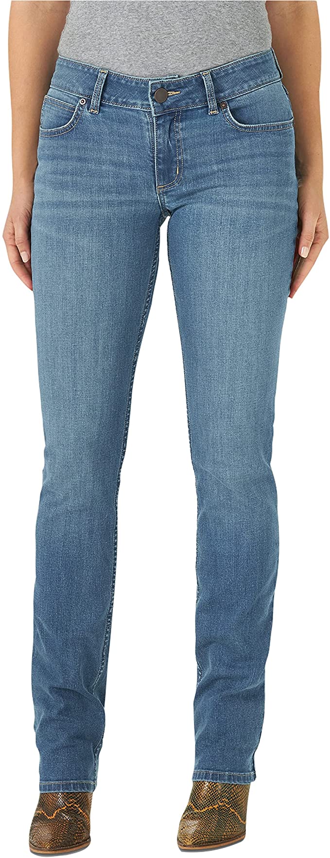 Wrangler womens Western Mid Rise Stretch Straight Leg Jean