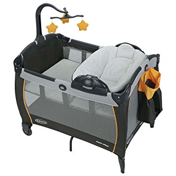 Graco Pack 'n Play with Portable Napper and Changer Playard, Sunshine