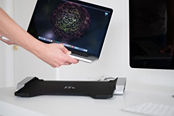 Horizontal Dock for 15-inch MacBook Pro with Retina Display by Henge Docks