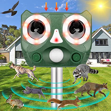 Solar Animal Repeller, Waterproof Outdoor Ultrasonic Animal Repeller, Motion Detection,LED Flashing Light Ultrasonic Pest Repellent to Keep Away Rat, Dog, Cat,Squirrel, Deer, Raccoon, Skunk, Rabbit