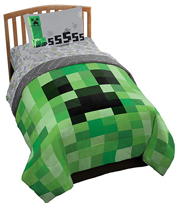 Jay Franco Minecraft Creeper 5 Piece Full Bed Set - Includes Reversible Comforter & Sheet Set - Super Soft Fade Resistant Microfiber - (Official Minecraft Product)