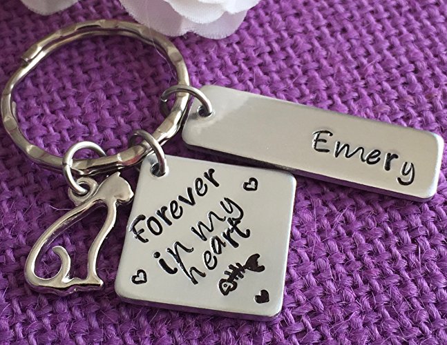 Pet Memorial Jewelry - Cat Memorial Keychain - Pet Loss Gift - Forever in my Heart, Personalized Cat Remembrance Keychain - Pet remembrance