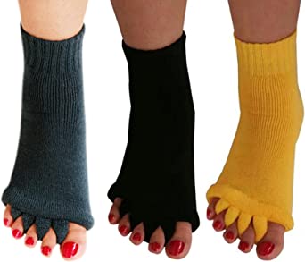 AIBEARTY 3 Pairs Yoga Sport Gym Five Toe Separator Socks Foot Alignment Pain Massage Toeless Socks