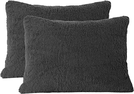 Reafort Ultra Soft Sherpa Pillowcases Pillow Covers Standard Size 20"x26" Pack of 2 with Zipper Closure (Black, 20”x26” Standard Sham)
