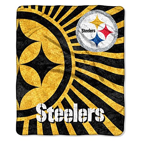 NFL "Strobe" Sherpa Throw (50" x 60")