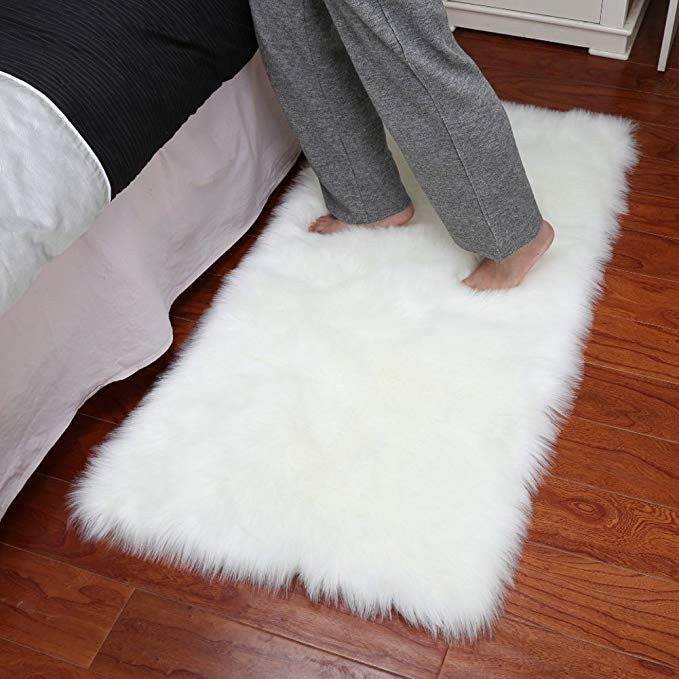 Softlife Faux Fur Sheepskin Rug - 2' x 3' Soft Wool Carpet Shaggy Sofa Mat Seat Cushion Pad for Bedroom Room Home Decor, White
