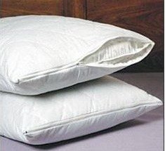 SET OF 2 NEW ZIPPERED QUILTED PILLOW COVERS - KING SIZE