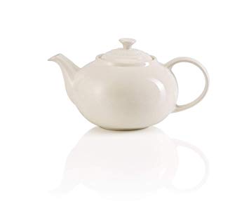 Le Creuset Stoneware Classic Teapot, Almond, 1.3 Litre