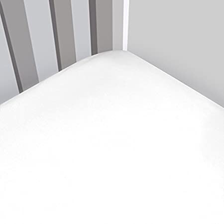Magnolia Organics Fitted Interlock Crib Sheet - Porta, White