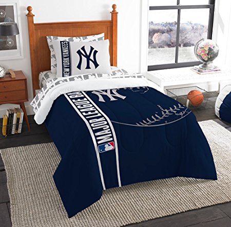 MLB Soft & Cozy 5-Piece Twin Size Bed in a Bag Set